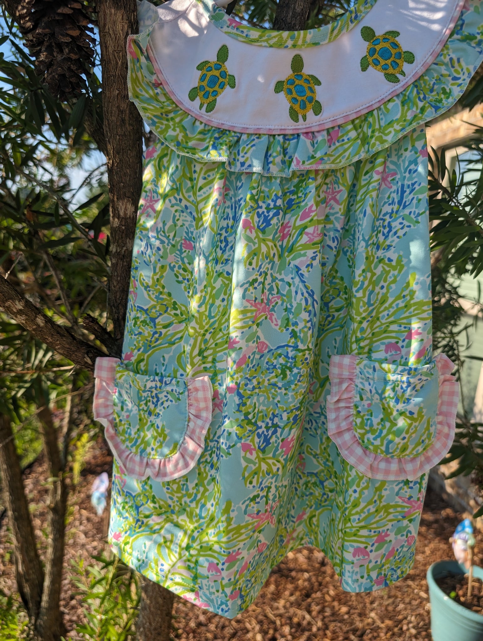 Lily Turtle Embroidered Dress Honeydew - Abby & Evie